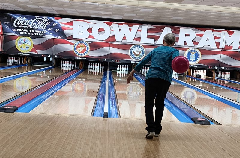 Bowlarama Lanes photo 4