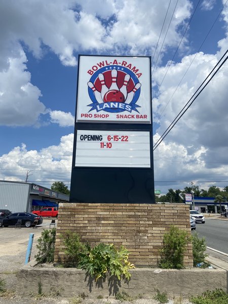 Bowlarama Lanes photo 5