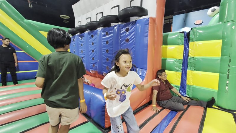 FUNBOX ARCADIA photo 2