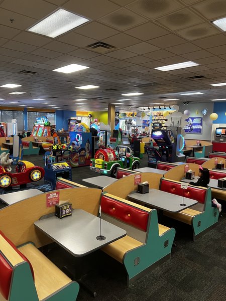 Chuck E. Cheese photo 6
