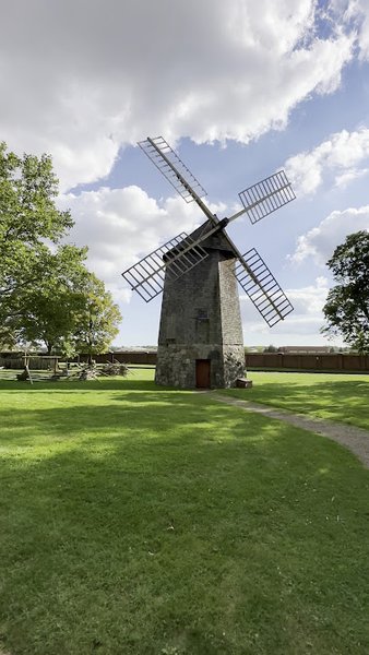 Farris Windmill photo 2