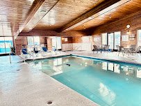 Village Inn On The Lake Hotel & RV Park photo 3