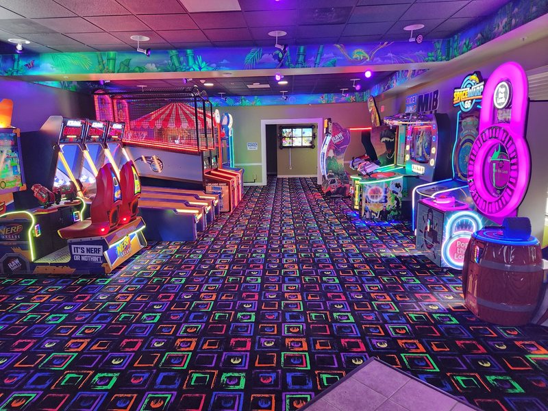 Rainforest Black Light Golf & Arcade photo 3