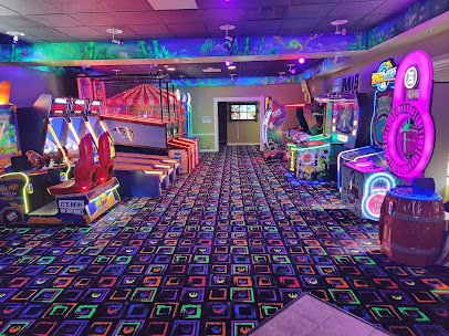 Rainforest Black Light Golf & Arcade photo 4