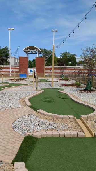 Oliver's Bayfront Mini Golf photo 2
