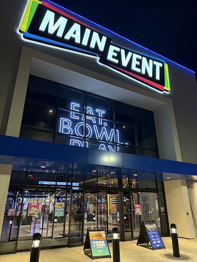 Main Event Waco photo 5