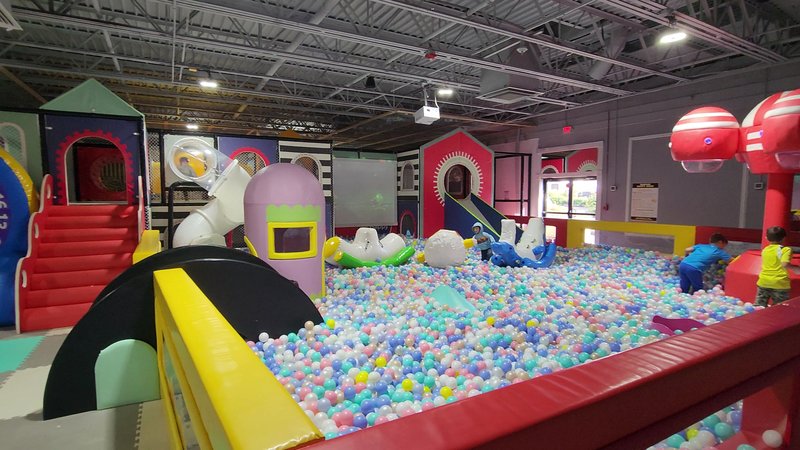 J&W play world photo 2