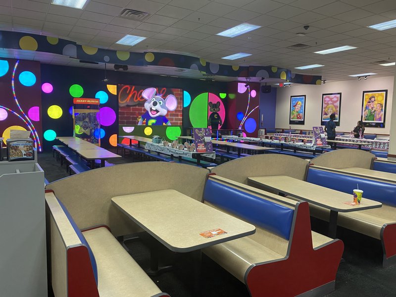 Chuck E. Cheese photo 4