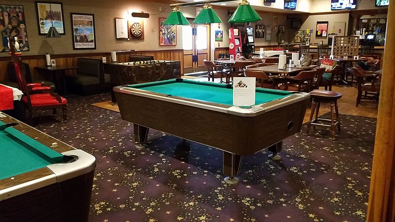 Camelot Lanes photo 4