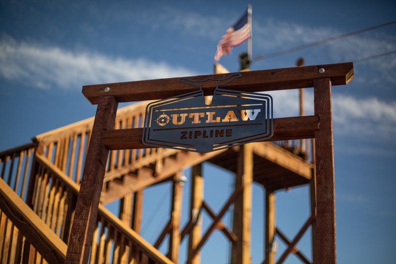 Outlaw Zipline