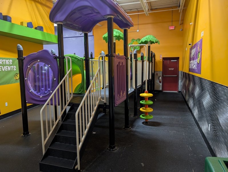 Get Air Trampoline Park photo 3