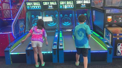 Chuck E. Cheese photo 2
