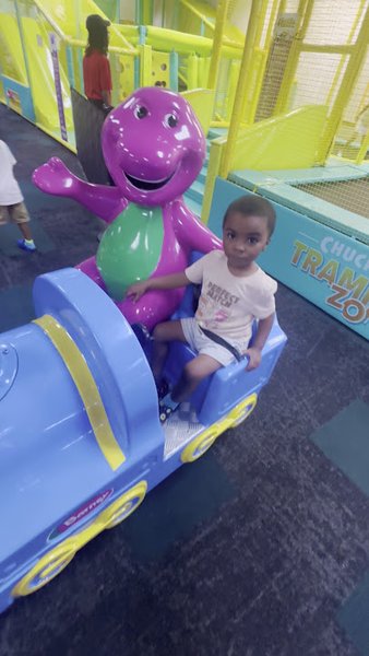 Chuck E. Cheese photo 5