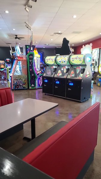 Plex Entertainment photo 2