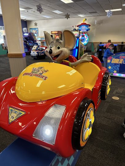 Chuck E. Cheese photo 4