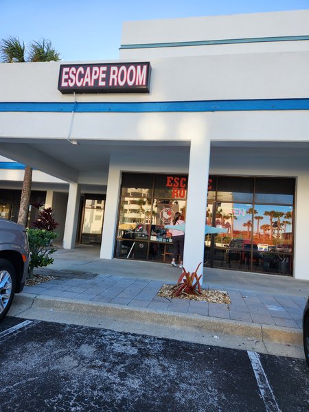 WildPuzzle Escape Room photo 2