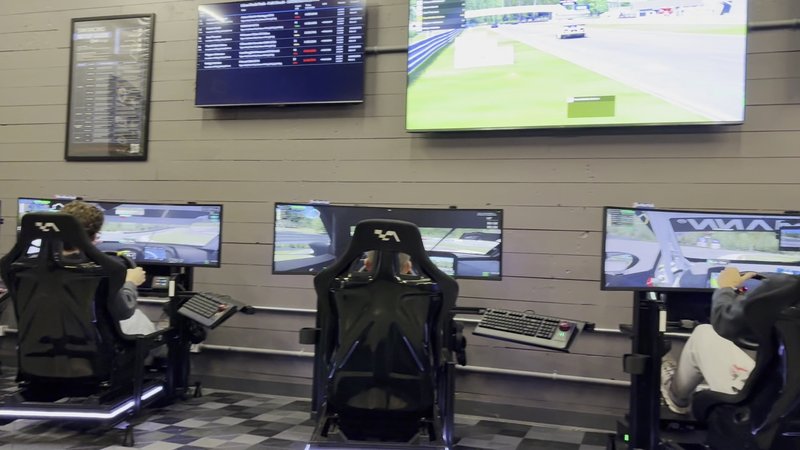 Grid Lounge Sim Racing photo 2