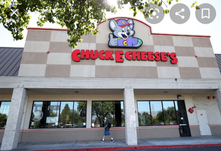 Chuck E. Cheese photo 6