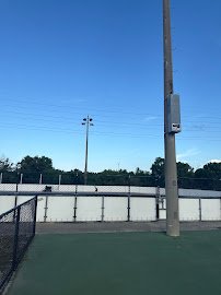 Caloosa Park-hockey rink photo 5