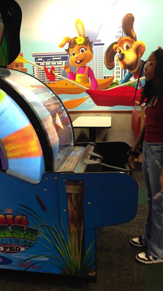 Chuck E. Cheese photo 2