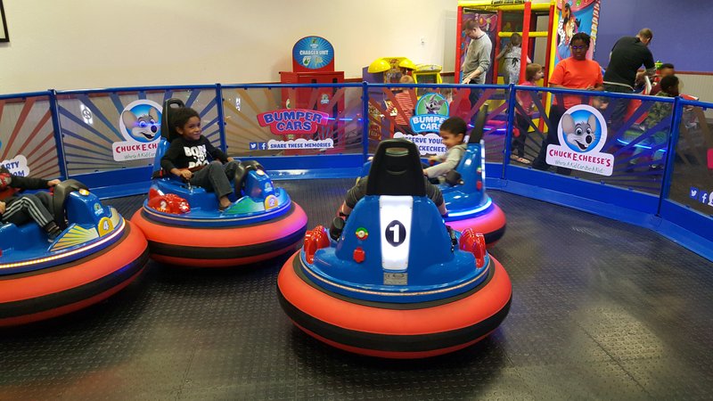 Chuck E. Cheese photo 3