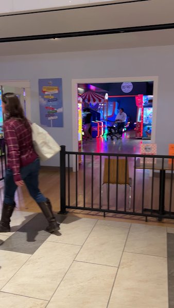 District Eat and Play Overland Park photo 2