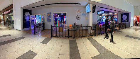 District Eat and Play Overland Park photo 3