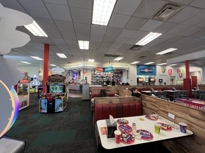 Chuck E. Cheese photo 3