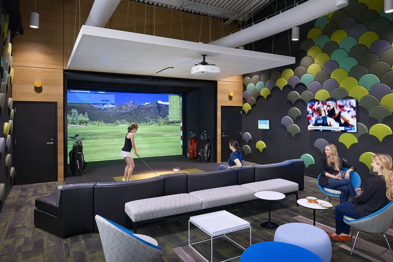 Crush It! Sports Lounge photo 3