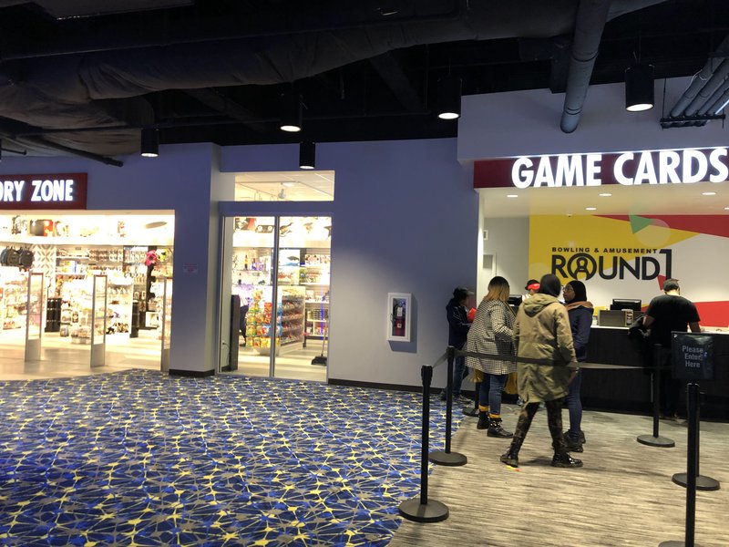 Round1 Bowling & Arcade Fashion District Philadelphia photo 6