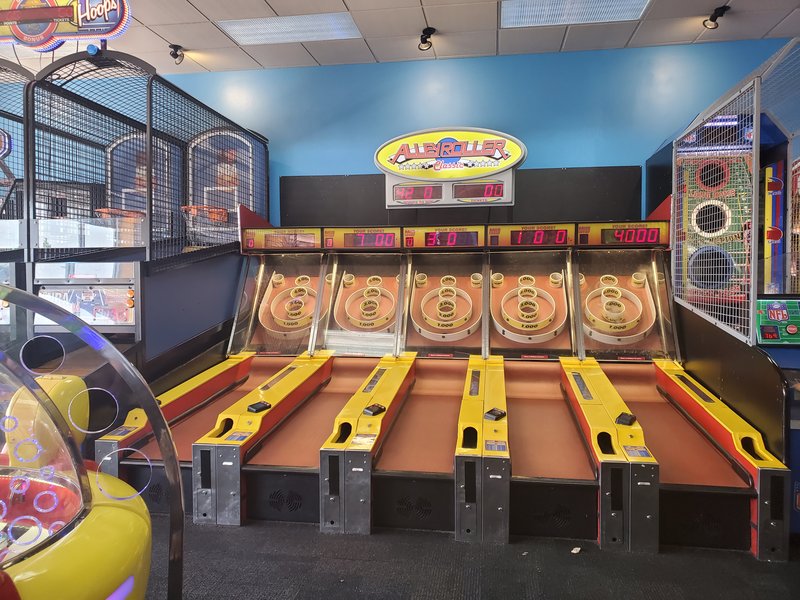 Chuck E. Cheese photo 4
