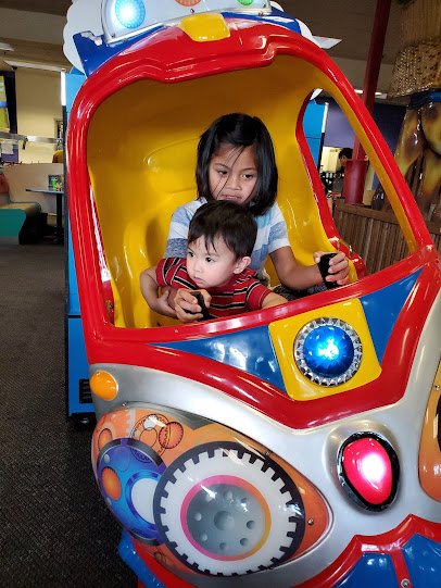 Chuck E. Cheese photo 6