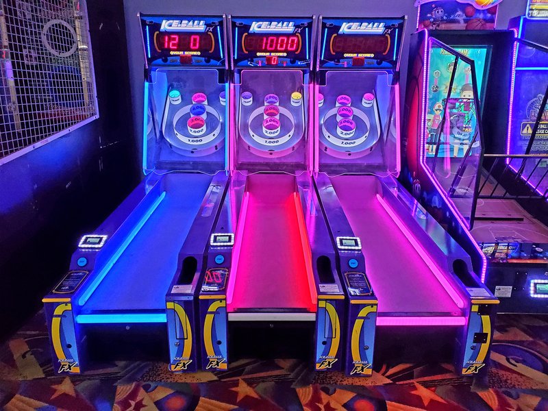 Hamilton Lanes and Entertainment Center photo 6