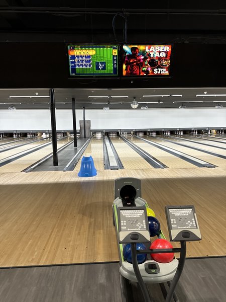 Max Bowl - Baytown photo 1