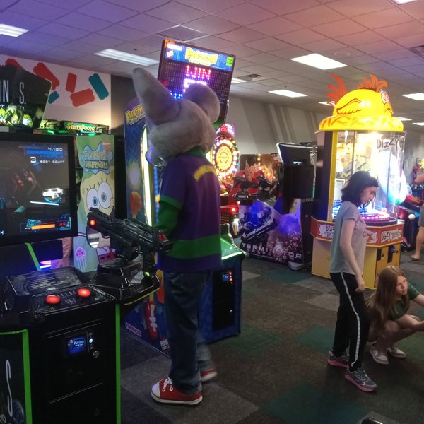 Chuck E. Cheese photo 5