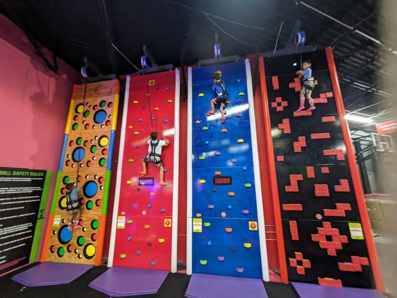Flying Squirrel Trampoline Park photo 4