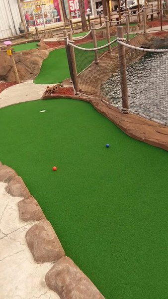 Aloha Mini Golf photo 2
