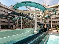 Surf & Splash Orlando Waterpark photo 3