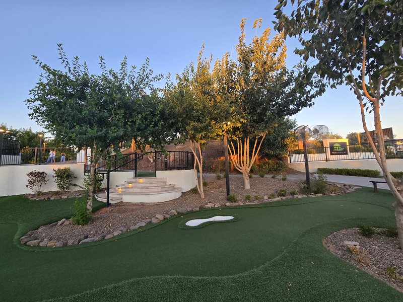 Pecan National Putting Course photo 3