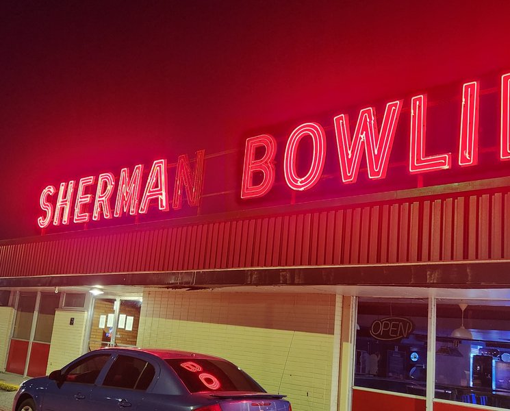 Sherman Bowling Center photo 4