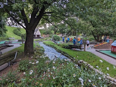 Fairmount Glen Miniature Golf photo 4
