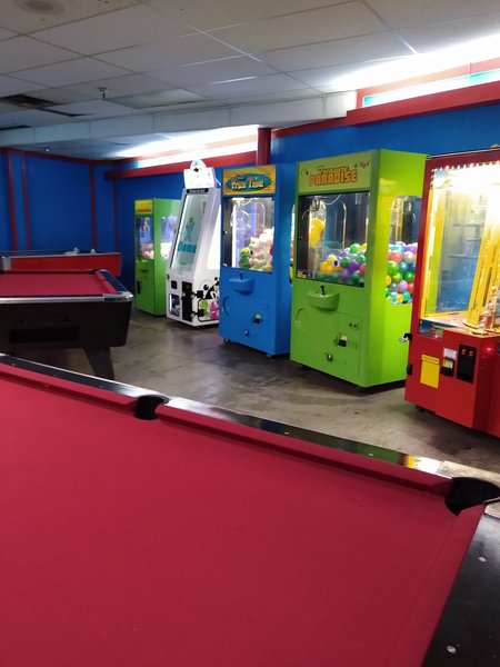 Red Bird Lanes photo 6