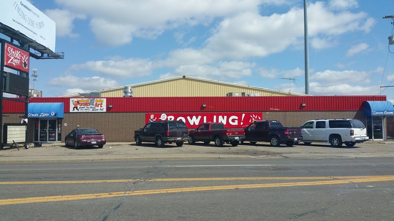 Strike Zone Lanes photo 5