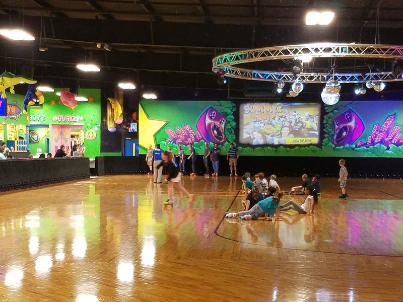 Starlite Family Fun Center of Sharpsburg photo 3