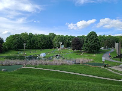 Lake Nepessing Golfland photo 6