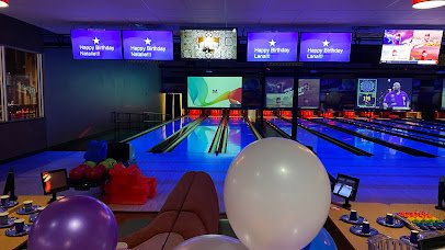 Stars and Strikes photo 6