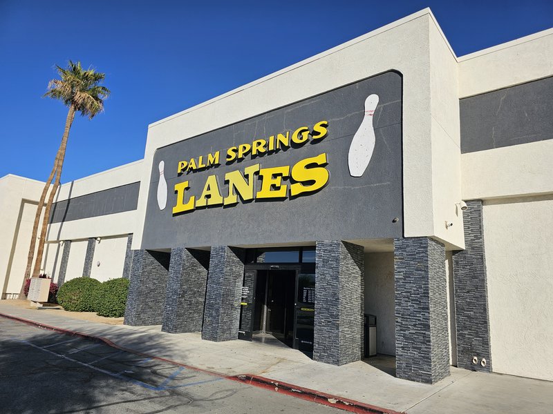 Palm Springs Lanes