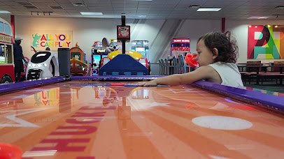 Chuck E. Cheese photo 2