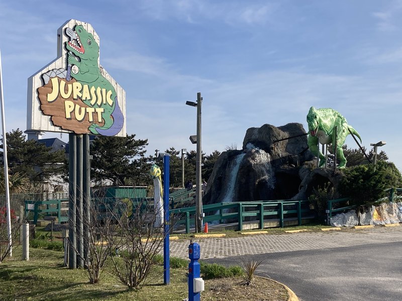 Jurassic Putt