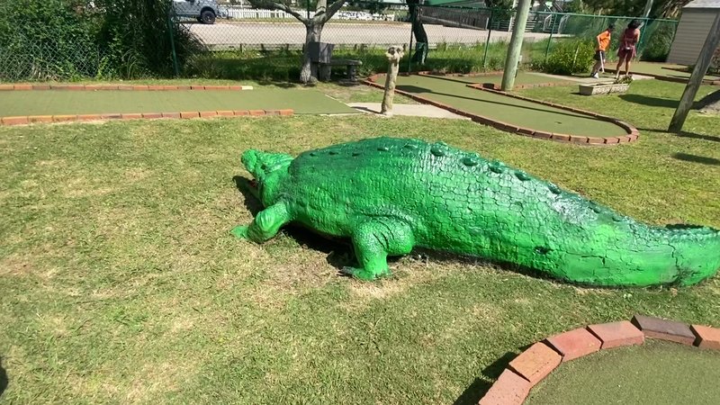 Jurassic Putt photo 2